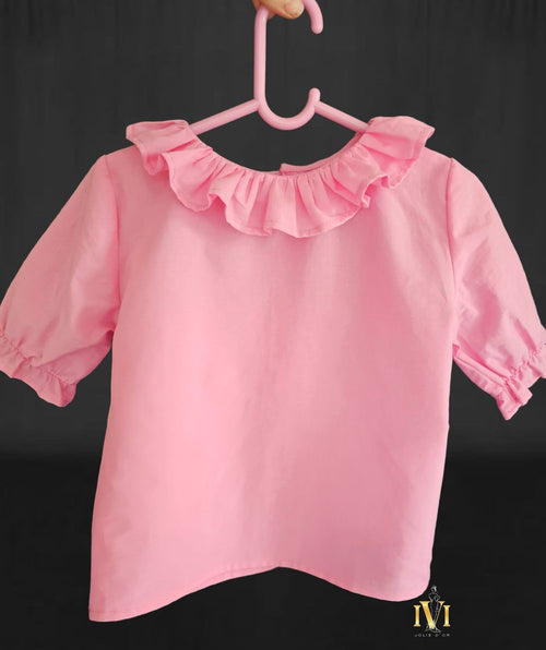 camasa din bumbac poplin roz pentru bebe fetite cu guler volan si nasturi perla