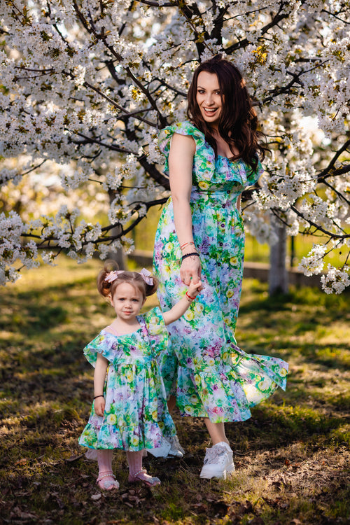 rochie din bumbac imprimeu floral matchy matchy mama fiica din bumbac certificat oeko tex imprimeu floral sau uni potrivire mama fiica mamă fiu cu volane nasturi mijloc si fermoarf fetițerochie din bumbac imprimeu floral matchy matchy mama fiica din bumbac certificat oeko tex imprimeu floral sau uni potrivire mama fiica mamă fiu cu volane nasturi mijloc si fermoarf fetițe