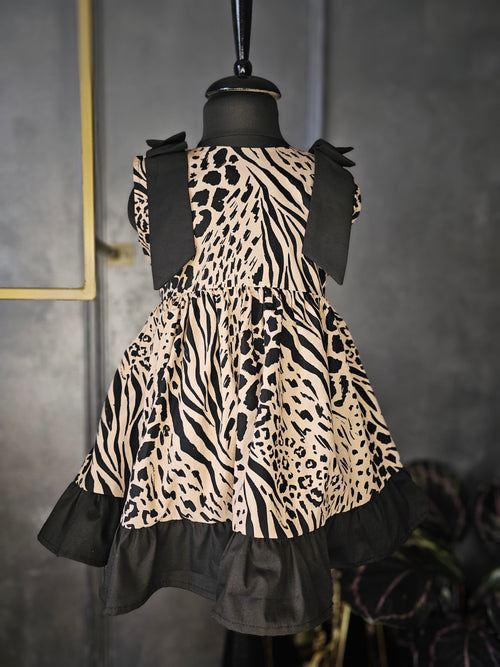 rochie asortate mamă fiică atelier ivi exclusiv din bumbacv cu volan print lamai floral animal print materiale uni funde la umăr fetițe femei matchy matchy custom made